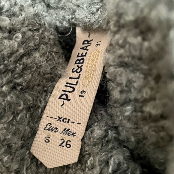 Pull & Bear Grey Sweater Poncho - Picture 3 of 3